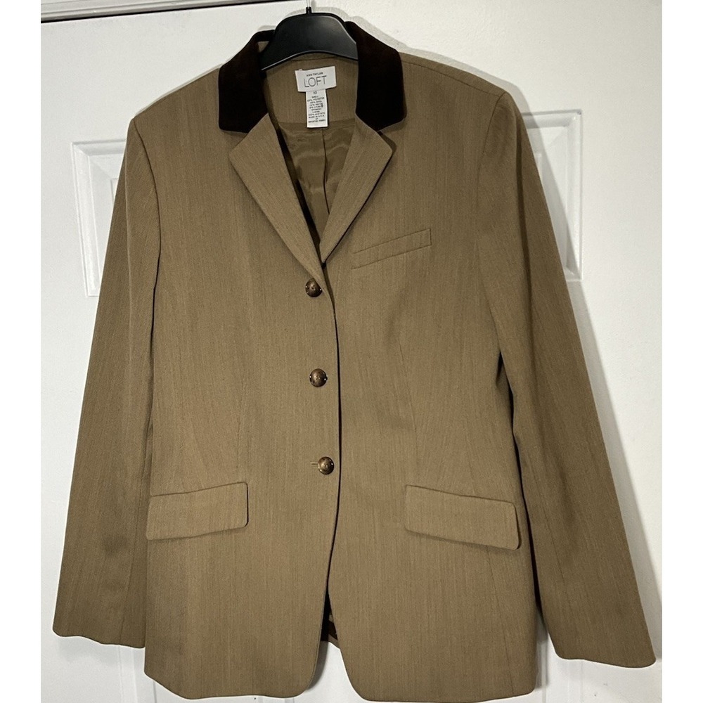 Ann Taylor Loft 3 Button Notch Lapel Blazer Beige Soft Collar Pockets Women's 10